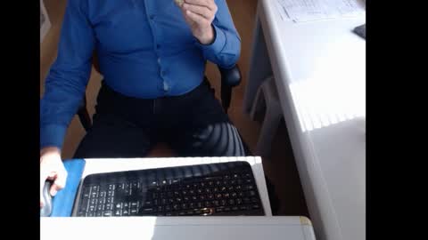 dutchpornking2 online show from March 19, 11:57 am