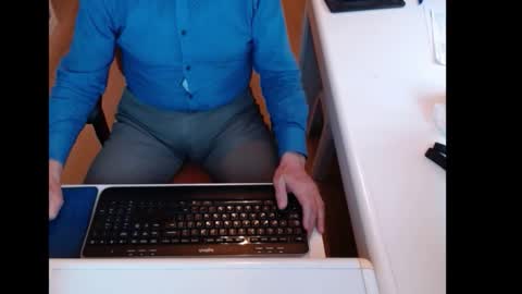 dutchpornking2 online show from November 14, 9:22 am