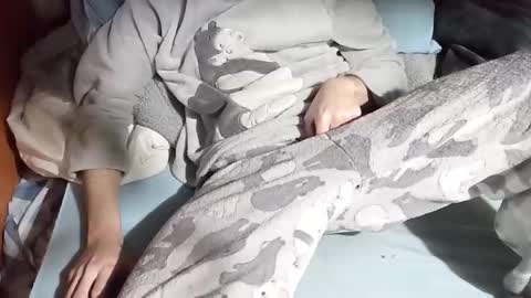 dv3nd3 online show from January 31, 8:07 pm