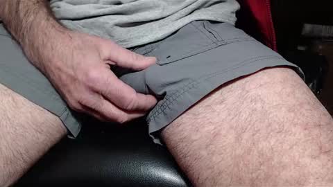 Snapshot of dvd4554 chatting on February 2, 3:17 pm gooodcam online show from February 2, 3:17 pm