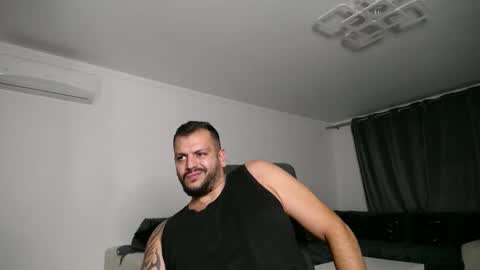Snapshot of dylan_dom_ chatting on October 7, 8:57 pm Dylan Dom online show from October 7, 8:57 pm
