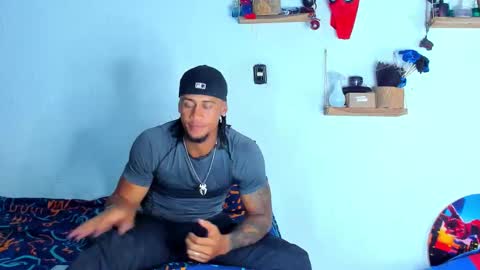 Dylan online show from December 18, 12:50 am