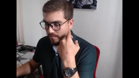 dylanhot10 online show from December 15, 7:44 pm