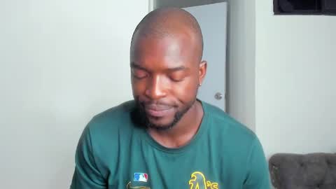 Dylan Taylor online show from April 4, 11:18 am