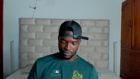 Dylan Taylor online show from February 15, 7:51 am