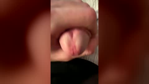 easily_ online show from August 6, 1:55 am