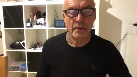 Snapshot of eddelmar chatting on February 11, 9:25 pm eddelmar online show from February 11, 9:25 pm
