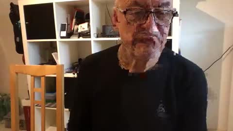 Snapshot of eddelmar chatting on December 3, 2:05 pm eddelmar online show from December 3, 2:05 pm