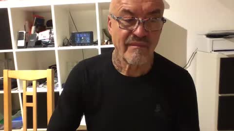 Snapshot of eddelmar chatting on January 12, 6:16 pm eddelmar online show from January 12, 6:16 pm