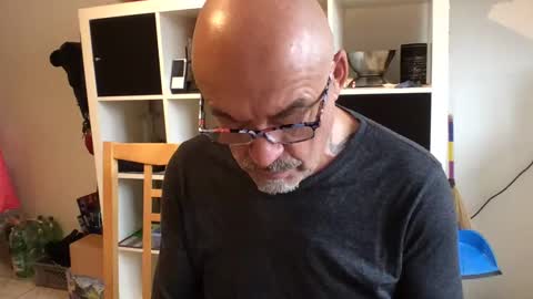 Snapshot of eddelmar chatting on January 15, 11:32 am eddelmar online show from January 15, 11:32 am