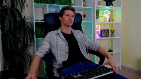 eddie_baker online show from March 19, 11:52 pm