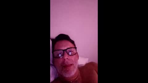 eduar438916 online show from December 14, 4:41 am