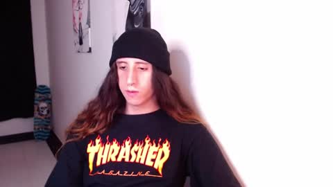 edward_chann online show from February 15, 1:22 am