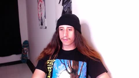 edward_chann online show from December 14, 12:01 am