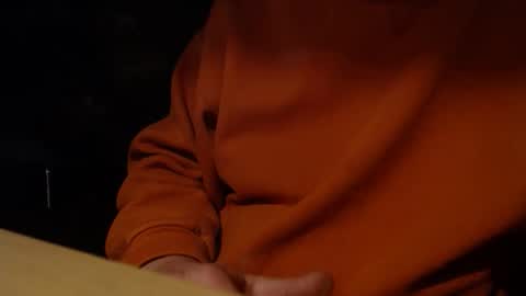 eeyoreeeyore online show from February 10, 12:48 am