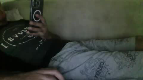 Im momo 35 Egyptian at Dubai online show from May 1, 7:27 pm