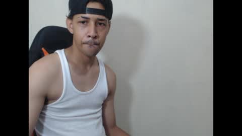 Instagram BelowAbajo online show from May 21, 6:31 am