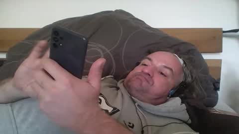 elcretinmo online show from April 26, 4:48 pm