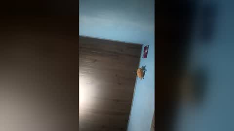 eldomaroxxx online show from April 28, 2:38 am