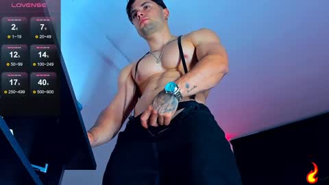 eliam_topson online show from December 10, 12:45 am