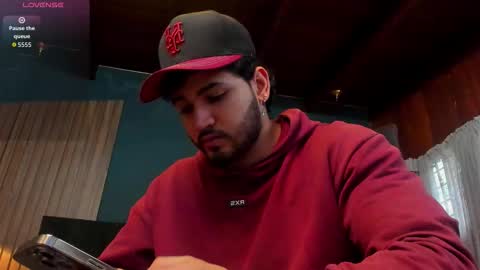 Elian online show from December 20, 12:23 pm