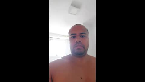 eliasbrvs online show from April 8, 7:00 pm