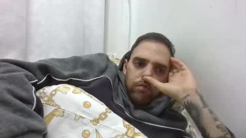 eli online show from December 3, 8:04 pm