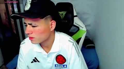 bby-santy online show from December 17, 1:16 pm