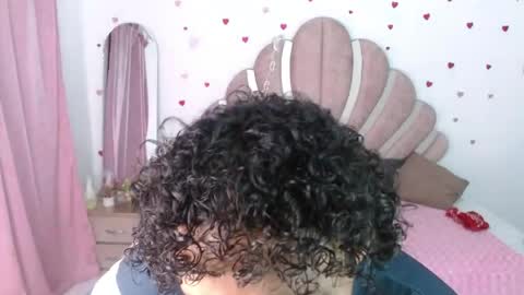 elio_fox online show from April 27, 12:02 pm