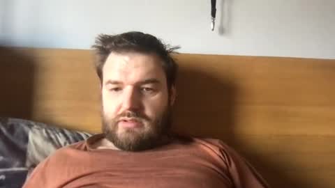 Snapshot of eliot26 chatting on February 5, 11:23 am e26 online show from February 5, 11:23 am