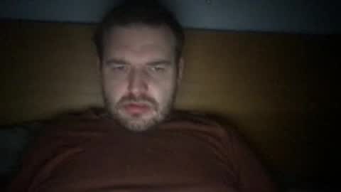 Snapshot of eliot26 chatting on January 1, 1:04 am e26 online show from January 1, 1:04 am