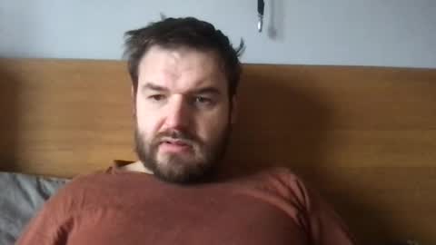 Snapshot of eliot26 chatting on January 26, 11:28 am e26 online show from January 26, 11:28 am