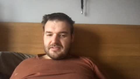 Snapshot of eliot26 chatting on December 29, 11:07 am e26 online show from December 29, 11:07 am