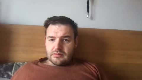 Snapshot of eliot26 chatting on December 22, 12:05 pm e26 online show from December 22, 12:05 pm