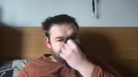 Snapshot of eliot26 chatting on January 12, 10:23 am e26 online show from January 12, 10:23 am