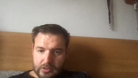 Snapshot of eliot26 chatting on October 3, 12:10 pm e26 online show from October 3, 12:10 pm
