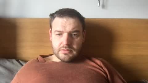 Snapshot of eliot26 chatting on March 1, 10:45 am e26 online show from March 1, 10:45 am