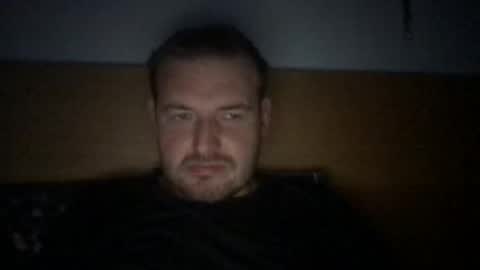 Snapshot of eliot26 chatting on September 21, 9:37 pm e26 online show from September 21, 9:37 pm