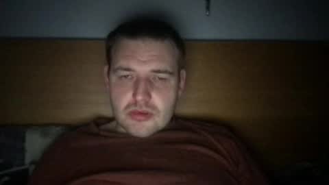 Snapshot of eliot26 chatting on February 15, 10:54 pm e26 online show from February 15, 10:54 pm