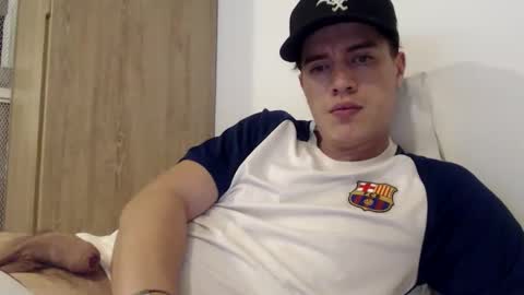 elmono33 online show from January 25, 7:49 am