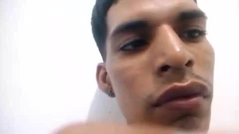elreyto online show from May 16, 4:43 am