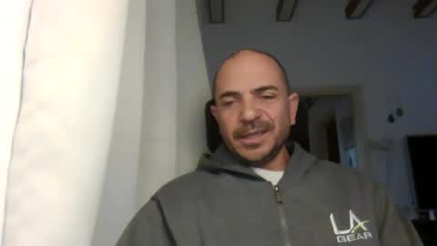 Snapshot of emmagold123 chatting on February 18, 4:48 am Ariel online show from February 18, 4:48 am