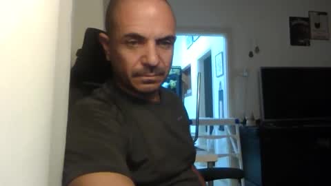 Snapshot of emmagold123 chatting on September 28, 9:02 pm Ariel online show from September 28, 9:02 pm