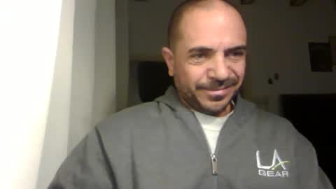 Snapshot of emmagold123 chatting on March 3, 3:50 am Ariel online show from March 3, 3:50 am