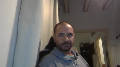 Snapshot of emmagold123 chatting on January 6, 4:34 pm Ariel online show from January 6, 4:34 pm