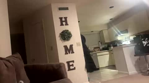 emoney04 online show from December 19, 6:54 am