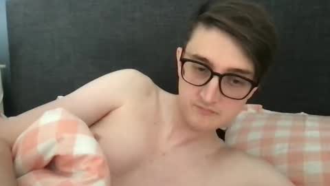 emotionalmotionsickness online show from January 16, 1:48 am