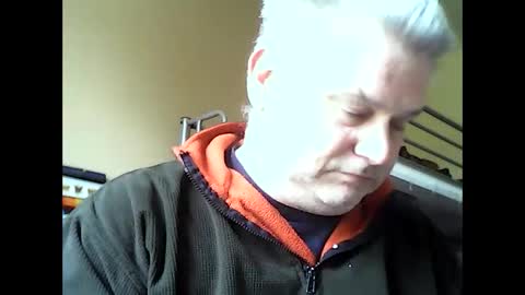 englishguysurrey online show from April 11, 11:03 am