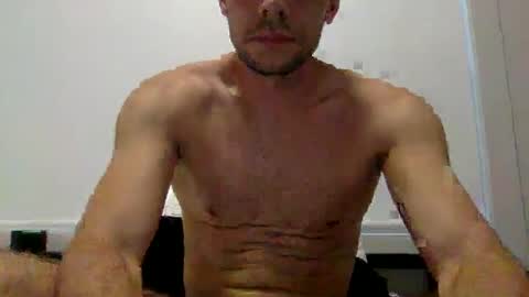 enzo_0707 online show from January 19, 2:57 am