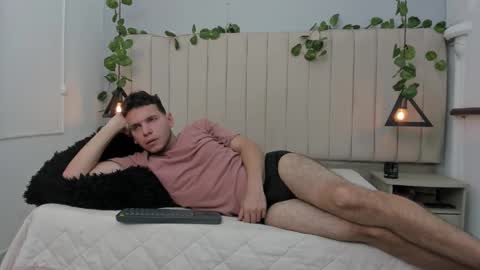 ENZO online show from November 28, 4:31 pm